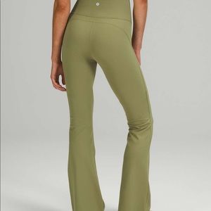 Lululemon Groove Leggings